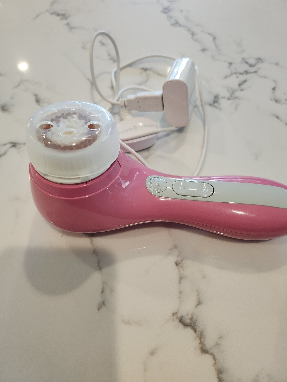 Clarisonic MIA Smart Profile In Pink with Charger And 4 Brand New Brush Heads - Picture 5 of 6